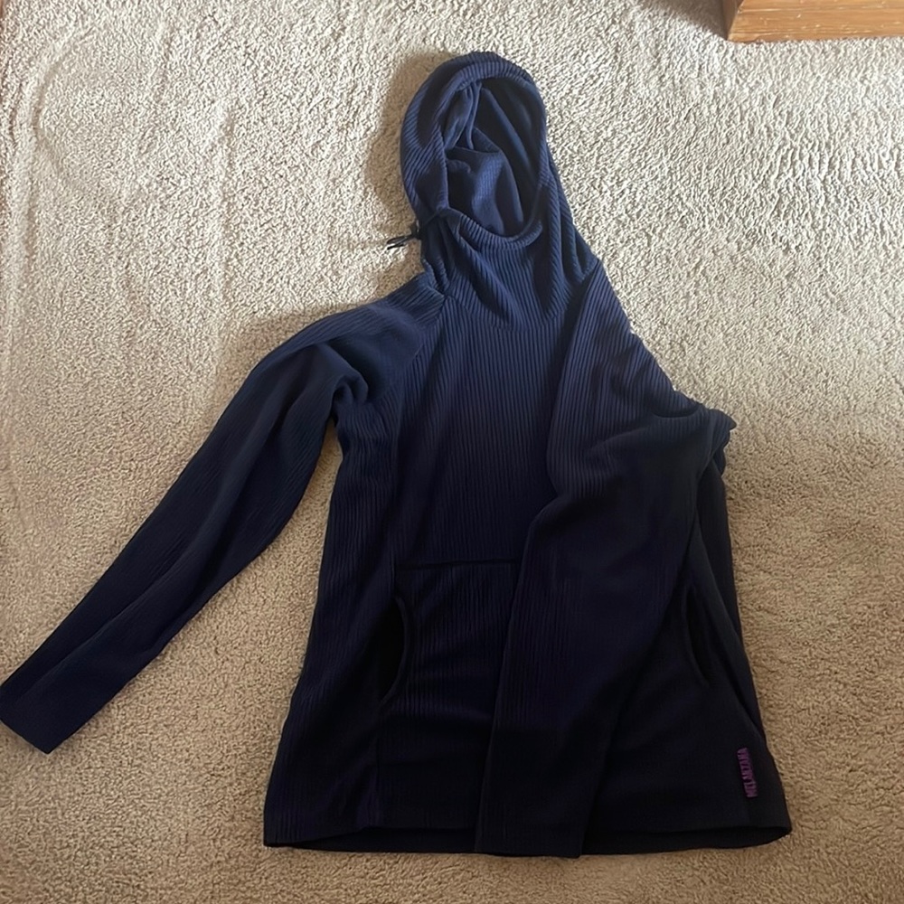 Women’s Medium Navy Melanzana